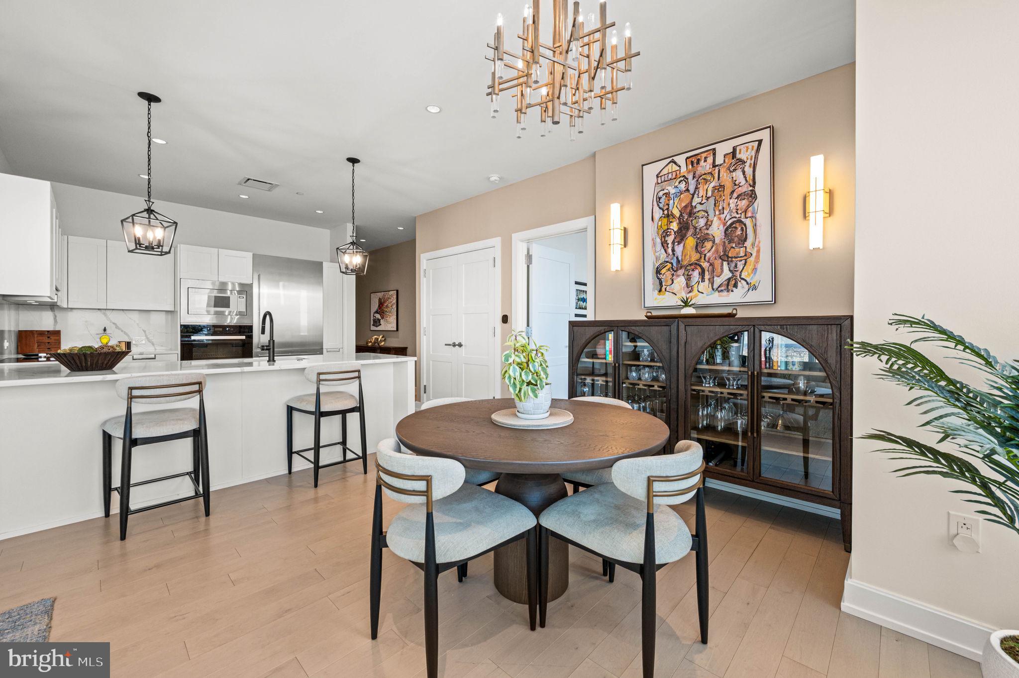 50 South 16th Street, Unit 5203 Philadelphia, PA 19103 - Photo 5 of 59 Living room / kitchen