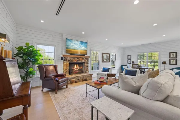 $565,000 | 82 Childs Street, Martin, GA 30557