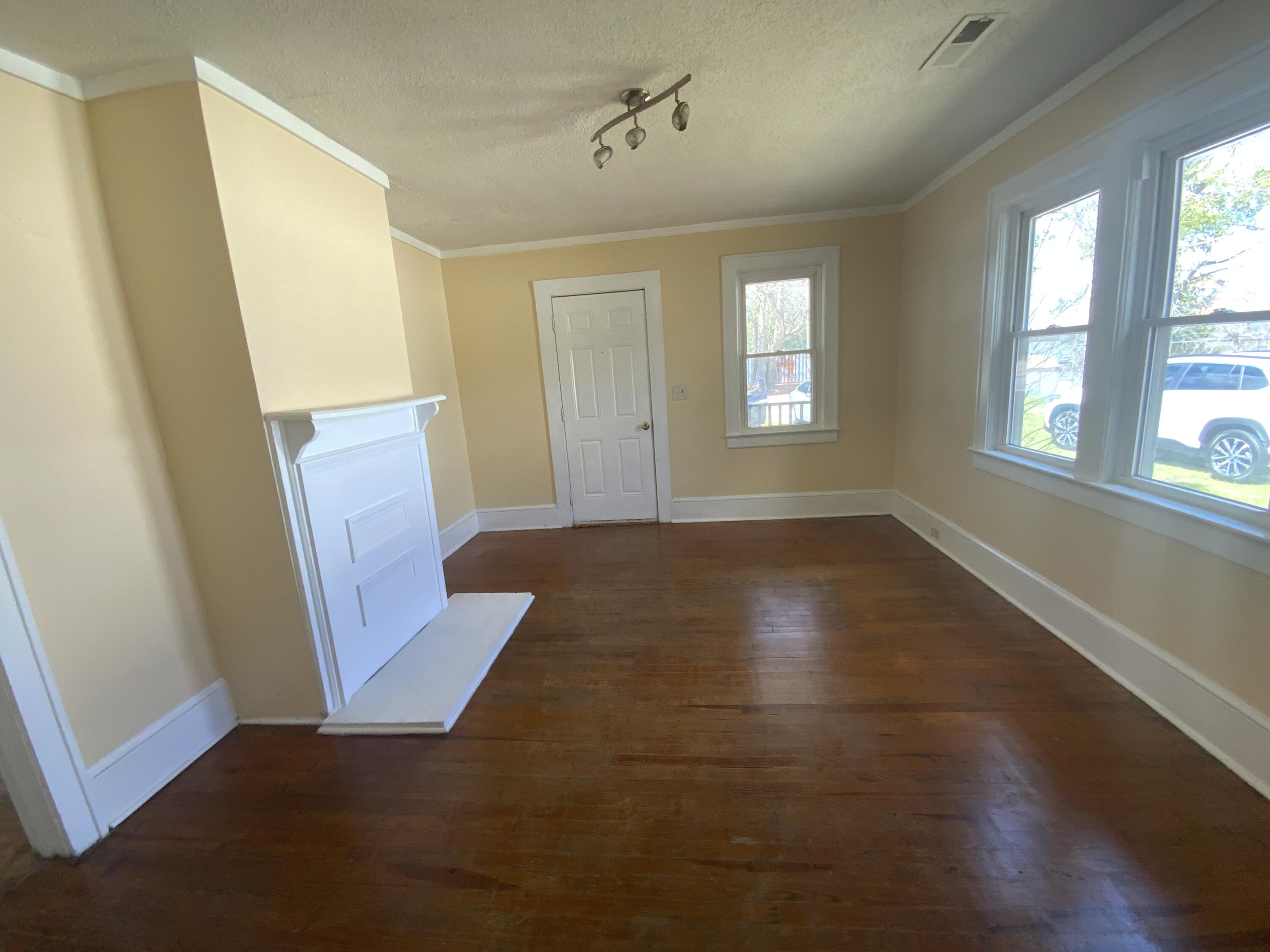 65 Highland Avenue Sumter, SC 29150 - Photo 3 of 10