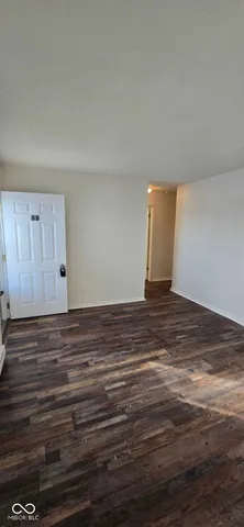 $999 | 570 Highway 52, Unit 8B, Fountaintown, IN 46130