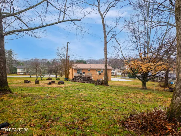 $449,900 | 2913 Staffordshire Boulevard, Powell, TN 37849