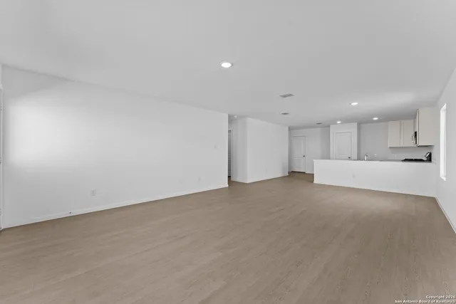 $275,000 | 137 Alameda Drive, Fredericksburg, TX 78624