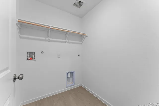 $275,000 | 137 Alameda Drive, Fredericksburg, TX 78624