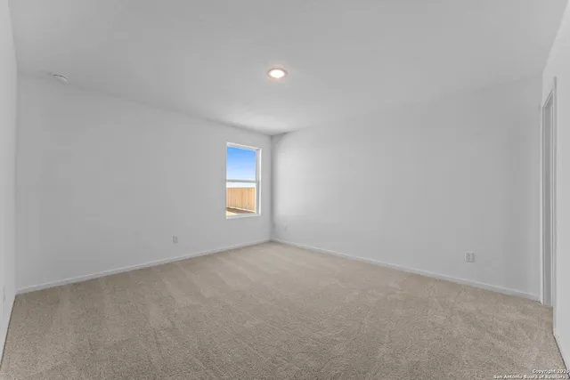 $275,000 | 137 Alameda Drive, Fredericksburg, TX 78624