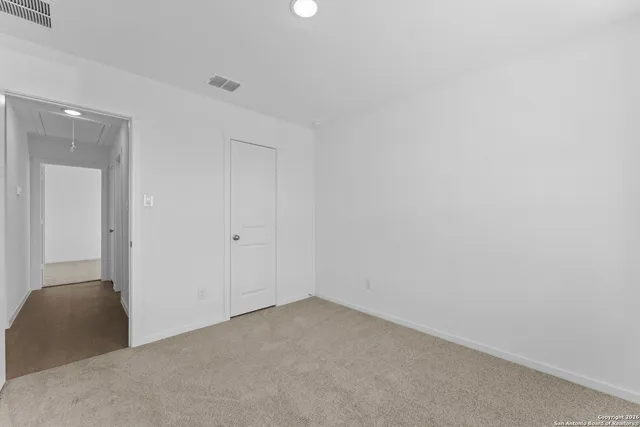 $275,000 | 137 Alameda Drive, Fredericksburg, TX 78624