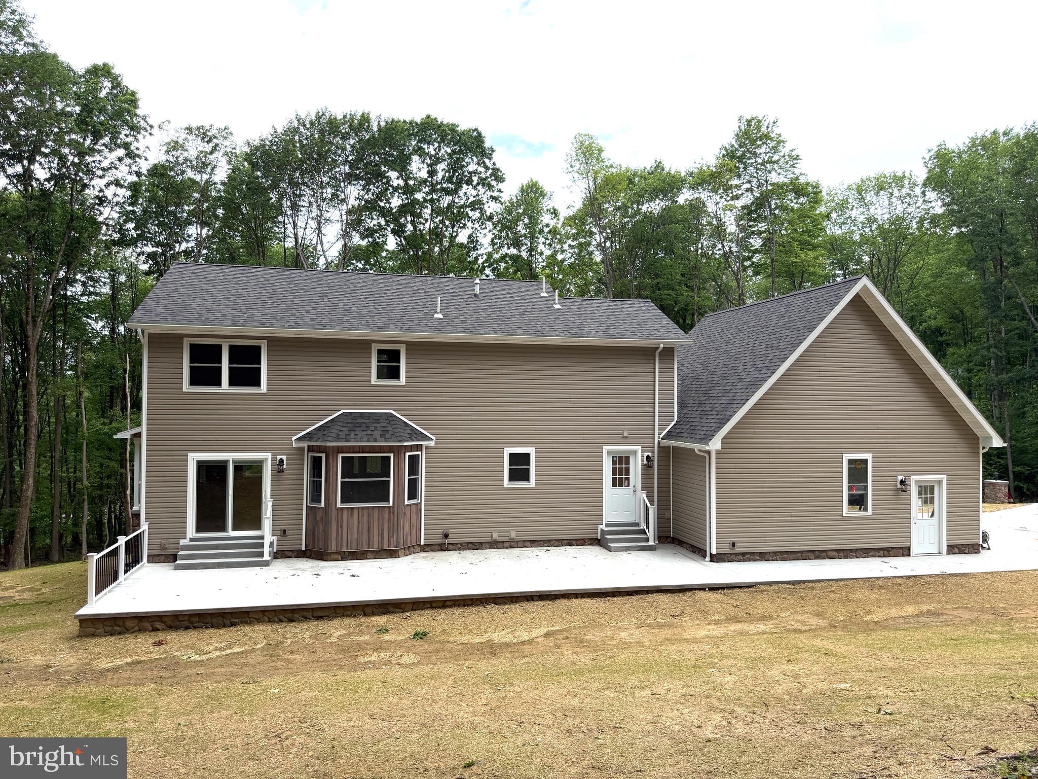 114 Dripping Spring Road Morgantown, WV 26508 - Photo 2 of 12