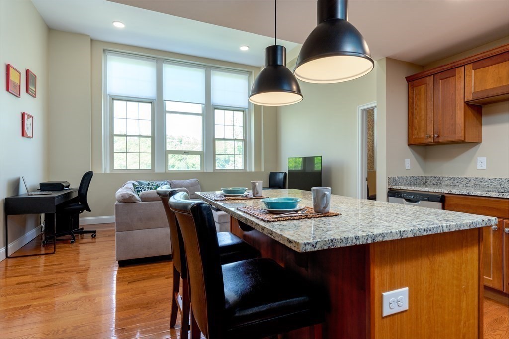 18 Eagle Nest Road, Unit 332 Clinton, MA 01510 - Photo 4 of 22 Gallery Image 4