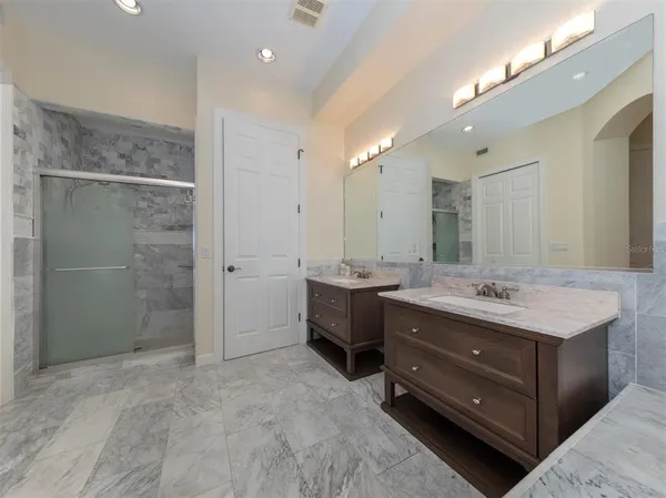 $5,900 | 5531 46th Court West, Unit 5531, Bradenton, FL 34210