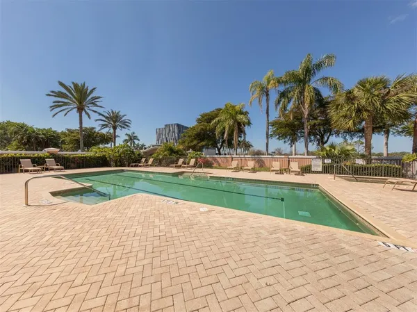 $5,900 | 5531 46th Court West, Unit 5531, Bradenton, FL 34210