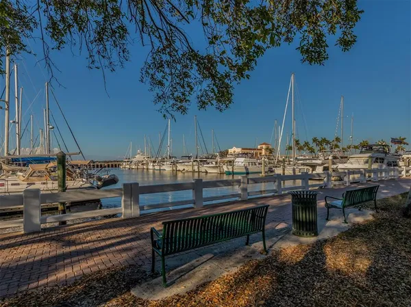 $5,900 | 5531 46th Court West, Unit 5531, Bradenton, FL 34210