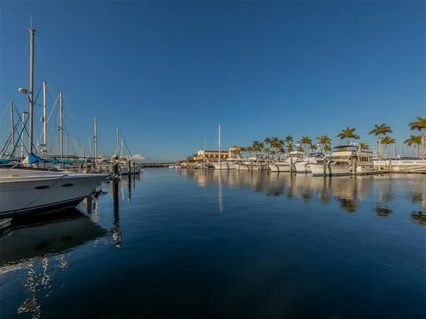 $5,900 | 5531 46th Court West, Unit 5531, Bradenton, FL 34210