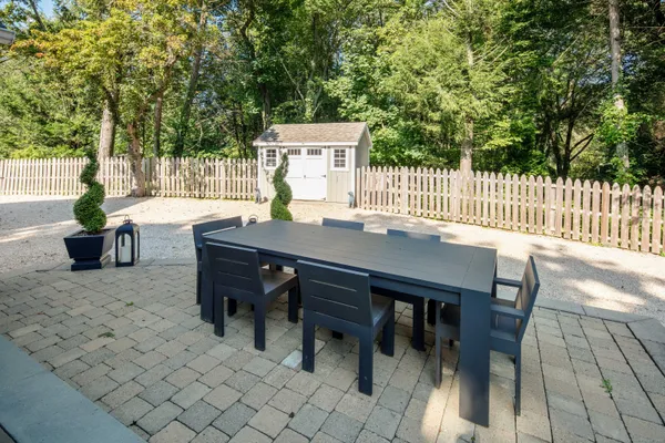 $1,699,000 | 160 Cedar Road, Fairfield, CT 06890