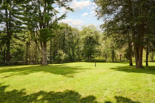 $1,699,000 | 160 Cedar Road, Fairfield, CT 06890