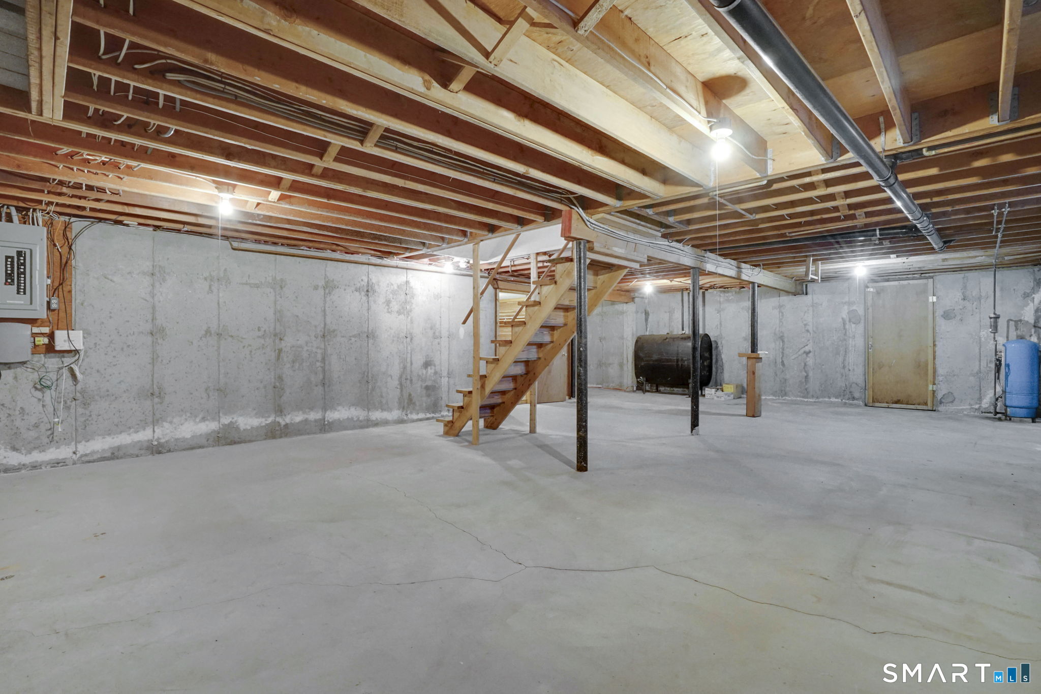 281 Turnpike Road Somers, CT 06071 - Photo 32 of 39