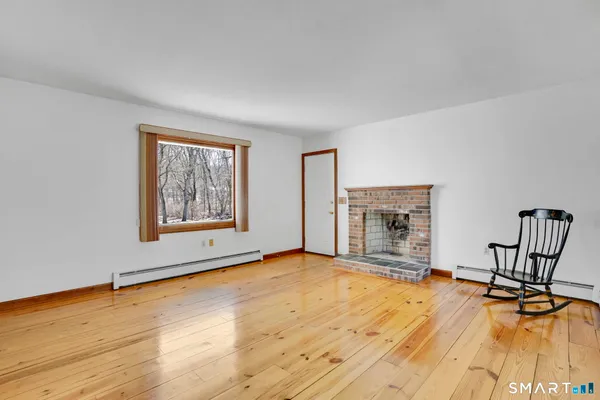 $519,900 | 281 Turnpike Road, Somers, CT 06071