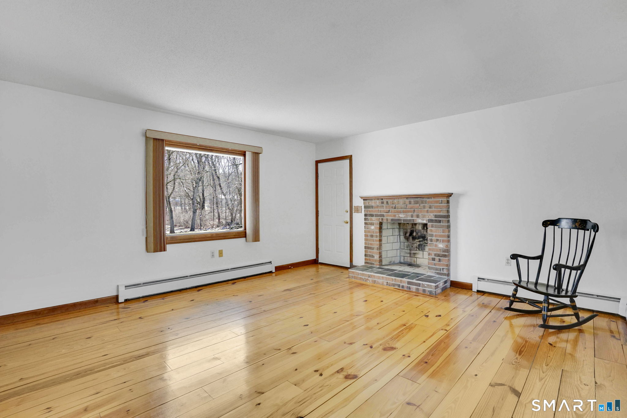 281 Turnpike Road Somers, CT 06071 - Photo 8 of 39