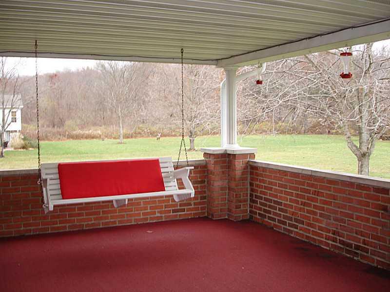 643 North Branch Road McDonald, PA 15057 - Photo 12 of 17 Patio/Deck.