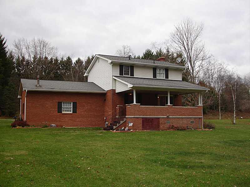 643 North Branch Road McDonald, PA 15057 - Photo 15 of 17 Exterior Back.