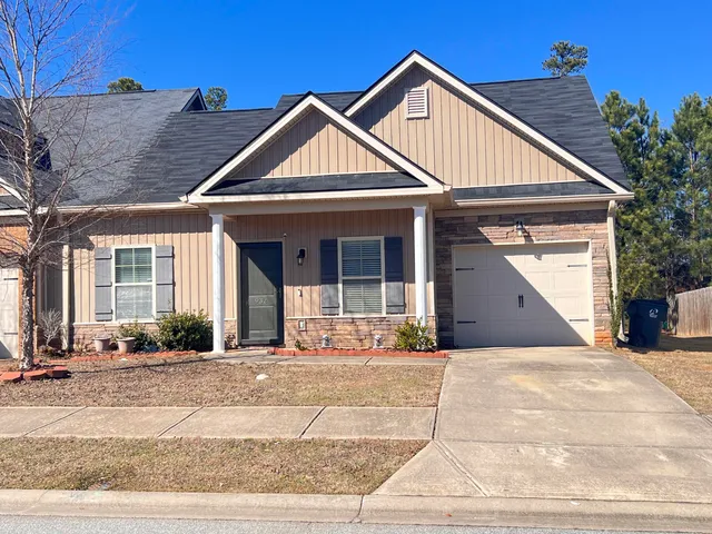 $1,600 | 932 Erika Lane, Grovetown, GA 30813