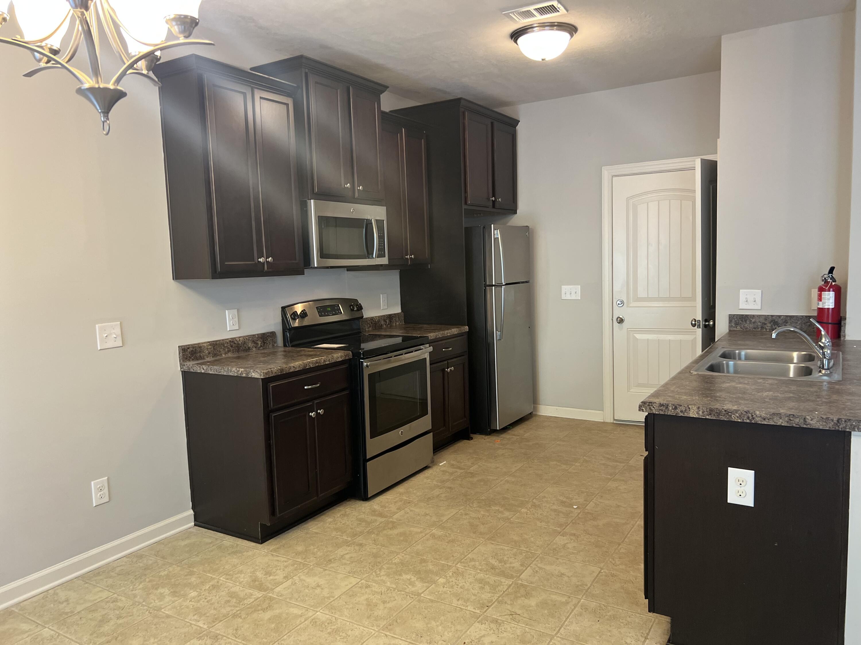 932 Erika Lane Grovetown, GA 30813 - Photo 4 of 7 IMG_5504