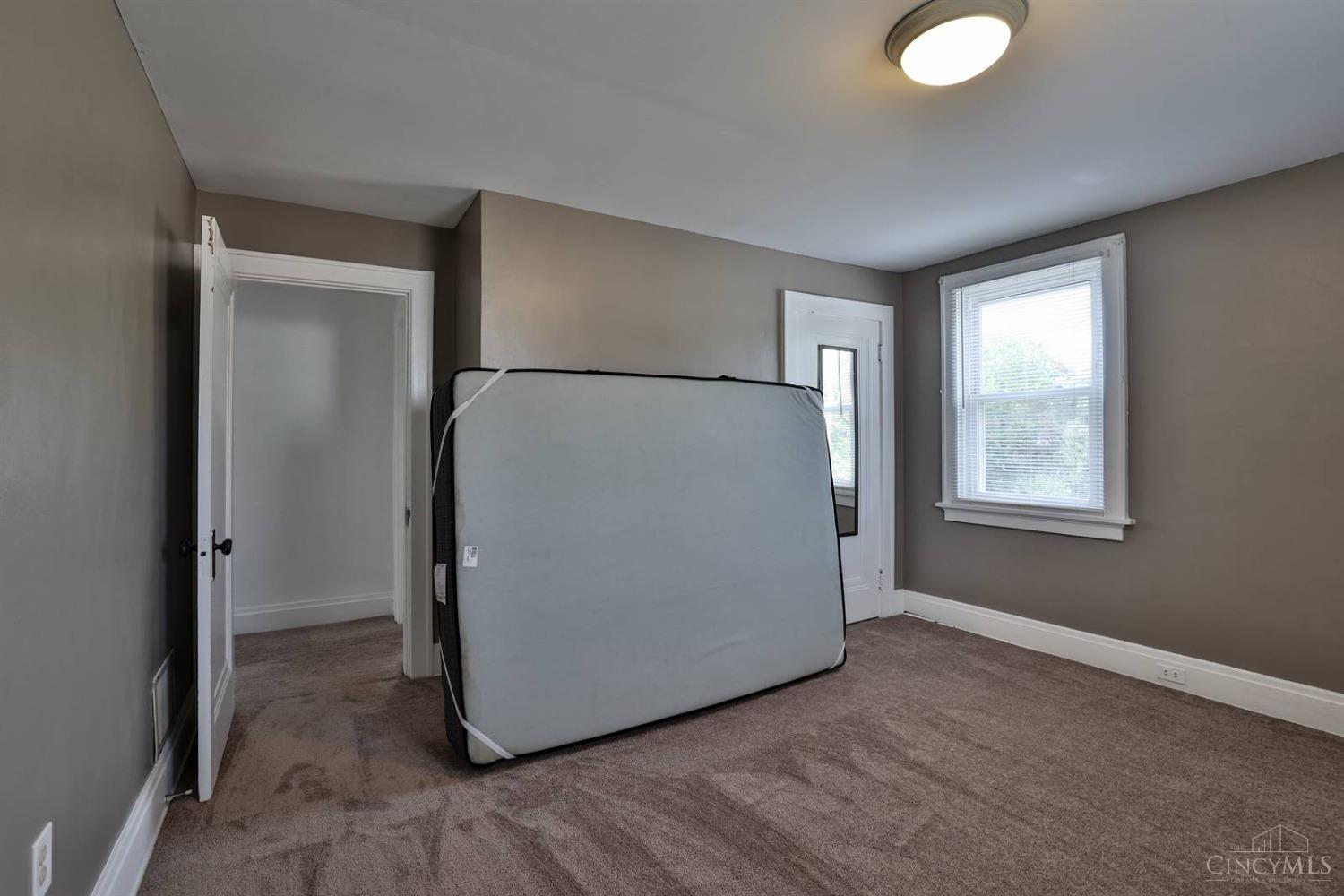 3937 Race Road Cincinnati, OH 45211 - Photo 19 of 33