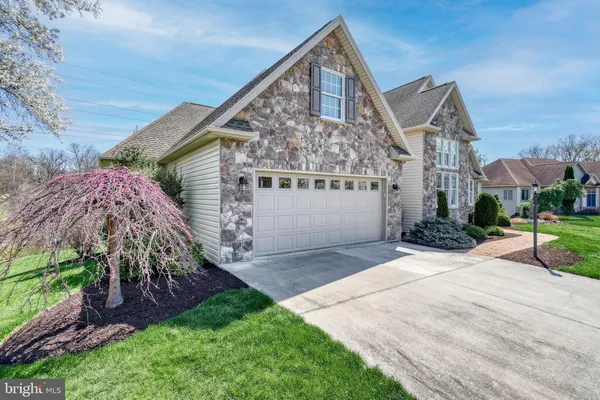 $650,000 | 830 Sawgrass Lane, Mechanicsburg, PA 17050