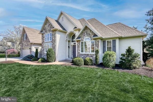$650,000 | 830 Sawgrass Lane, Mechanicsburg, PA 17050