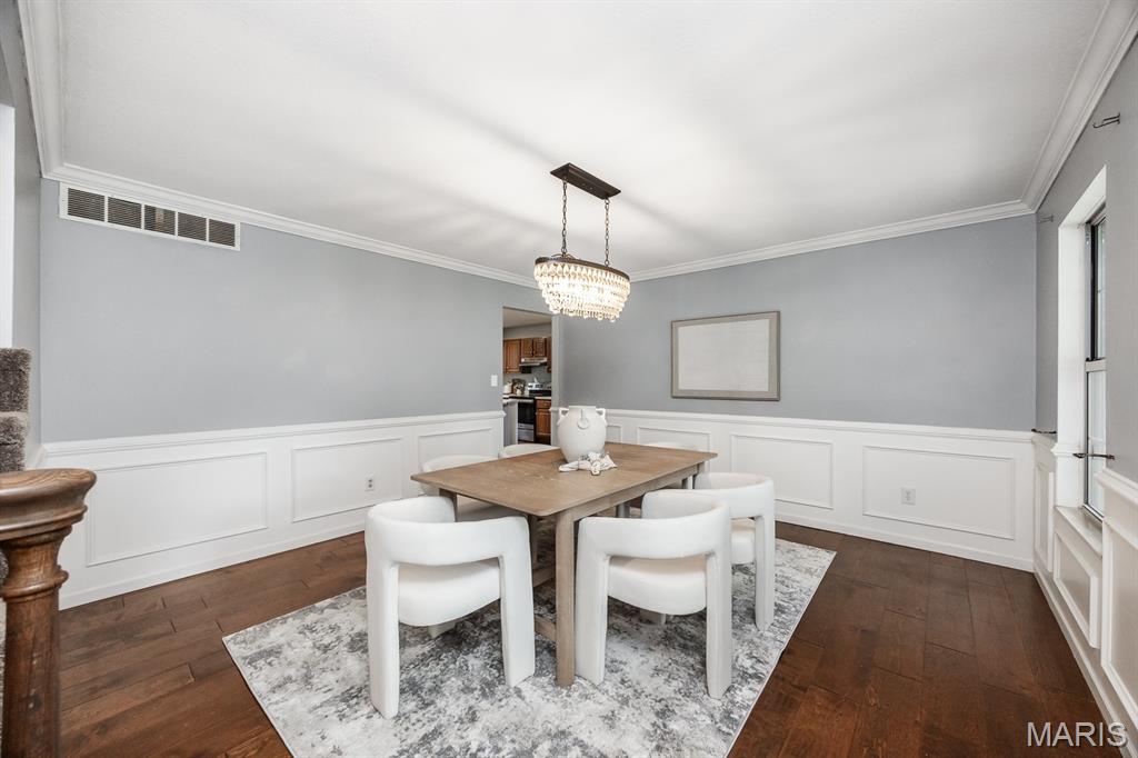 1010 Woods Way O'Fallon, IL 62269 - Photo 7 of 44