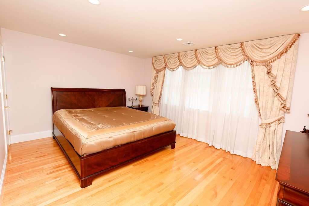 58 Spiers Road Newton, MA 02459 - Photo 11 of 14