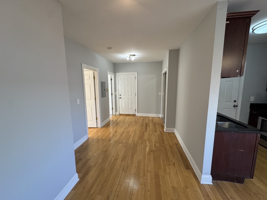 4564 West George Street, Unit 3 Chicago, IL 60641 - Photo 4 of 10