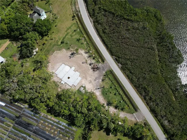 $1,500,000 | 120 Bayshore Drive, Terra Ceia, FL 34250