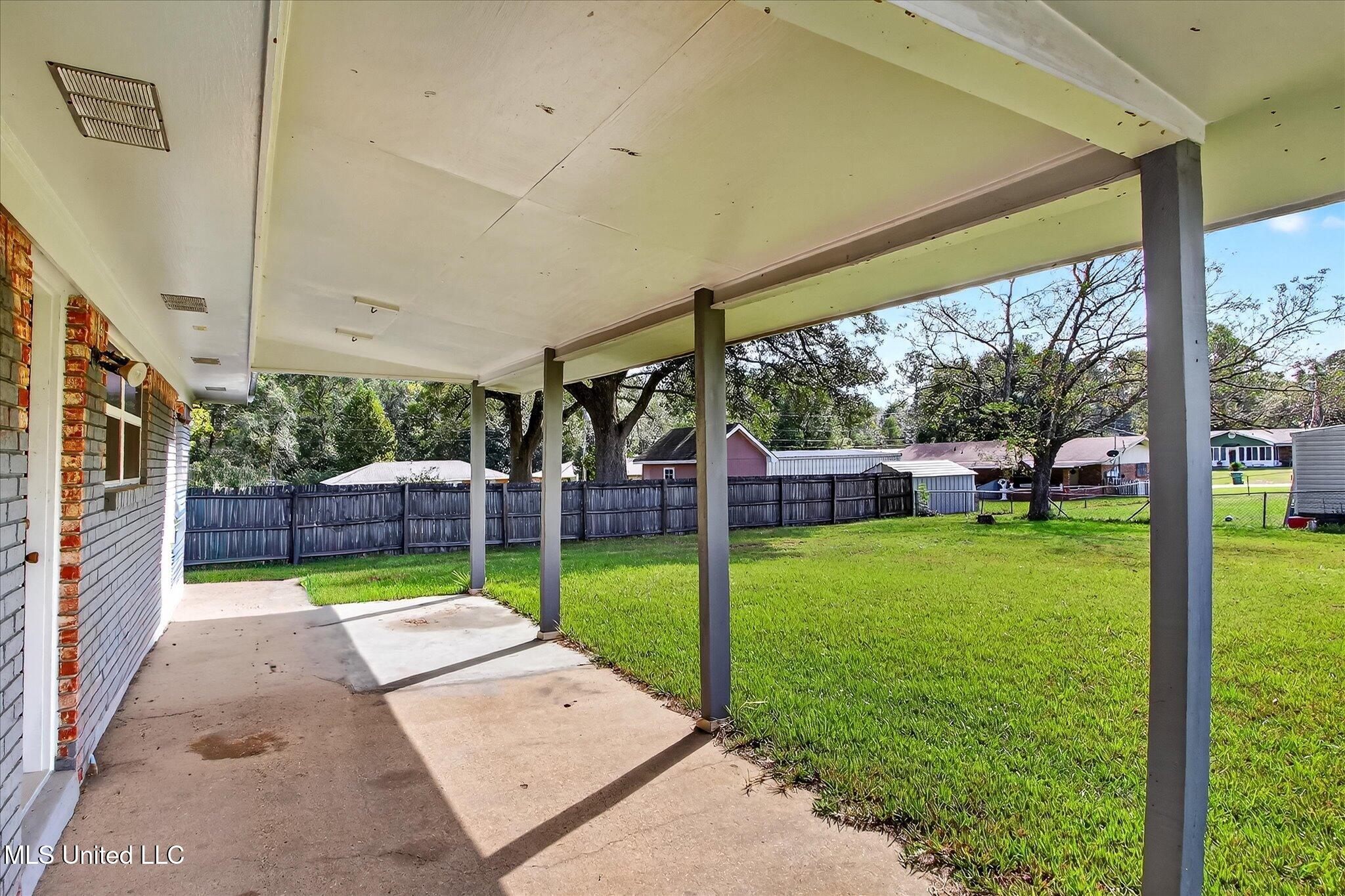 13700 Three Rivers Road Gulfport, MS 39503 - Photo 33 of 43 35-035_IMG_3383_1