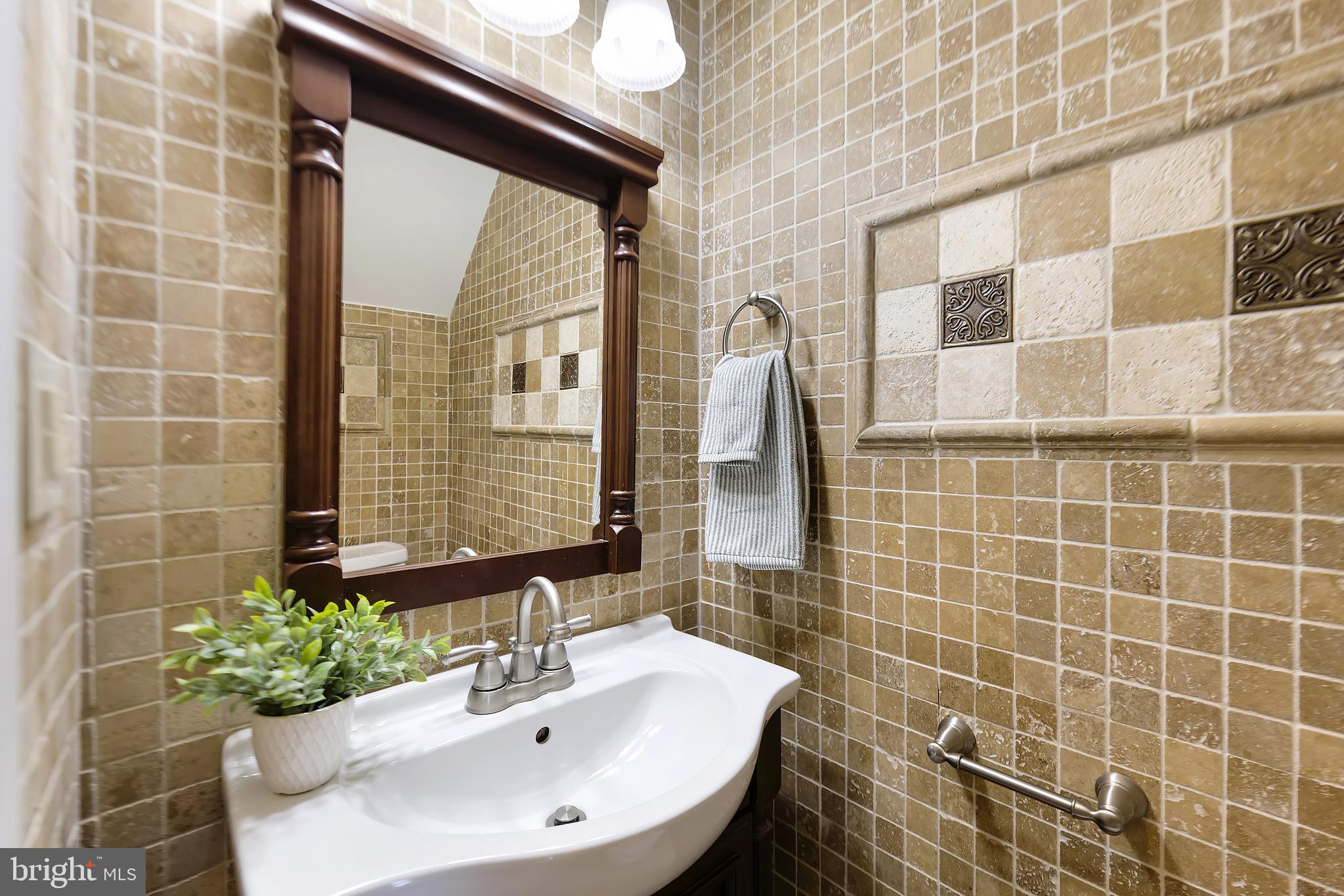 8218 Carrleigh Parkway, Unit 10 Springfield, VA 22152 - Photo 4 of 26 Bathroom