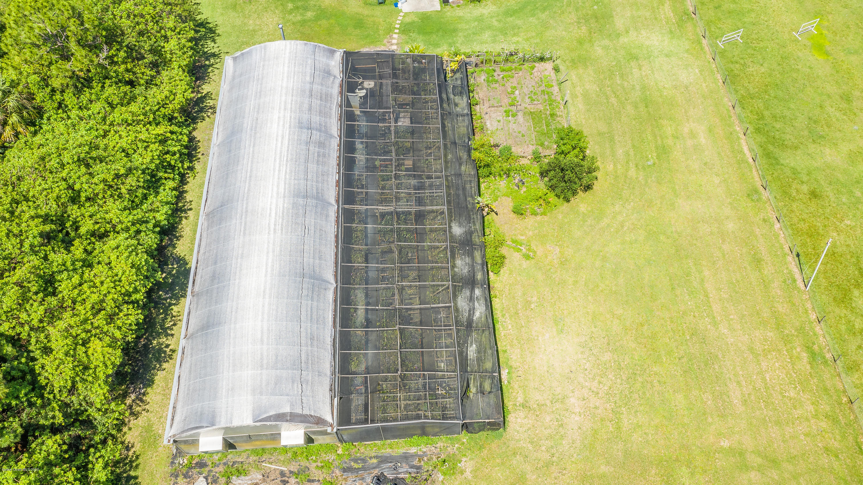 3135 Weber Road Malabar, FL 32950 - Photo 4 of 45 6,000 sf Shade & Green house