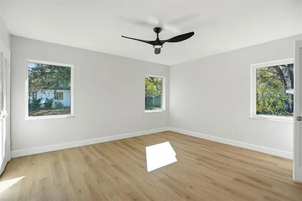 $2,700 | 2812 North Munro Street, Tampa, FL 33602