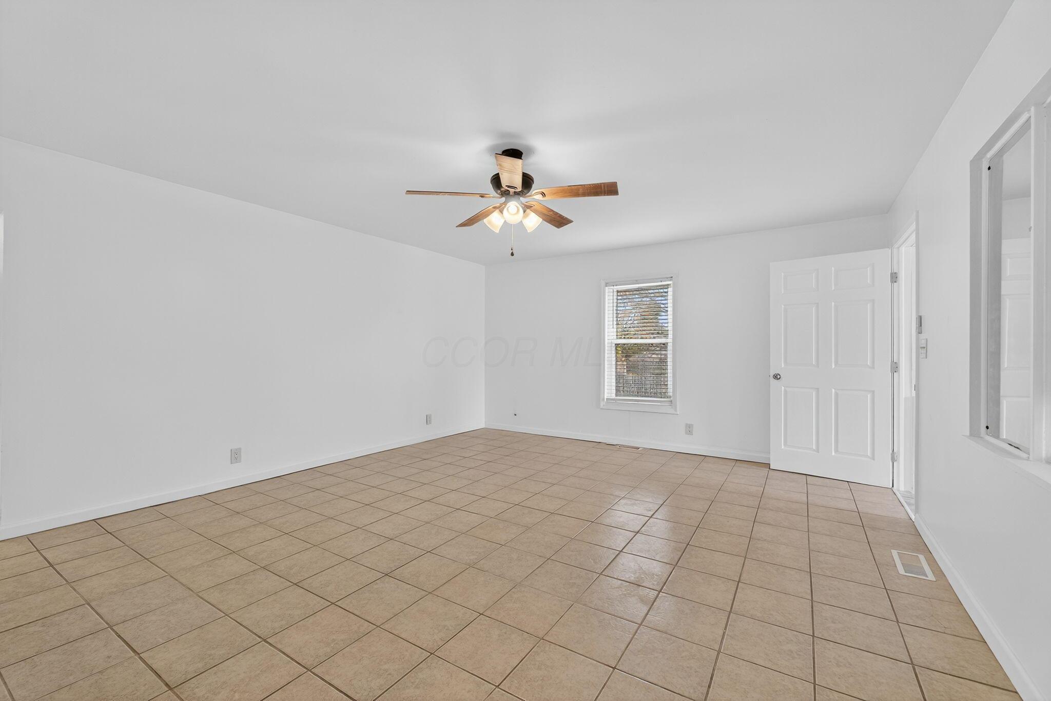 125 Williams Road Columbus, OH 43207 - Photo 14 of 82 125 Williams Rd (Interior)-6