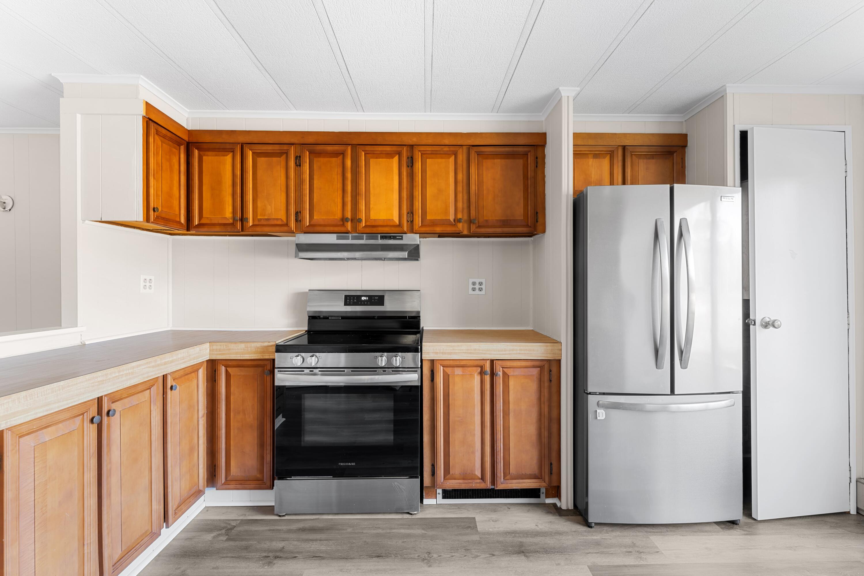 212 Beech Hl Road Pittston, ME 04345 - Photo 4 of 36 DSC09954