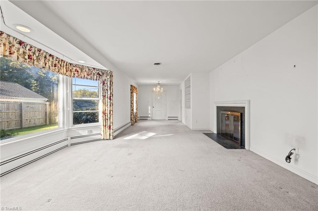 1114 Rockford Road High Point, NC 27262 - Photo 3 of 43 Gallery Image 3