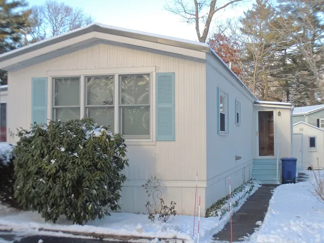 $215,000 | 127 Dolittle Lane, Wareham, MA 02576