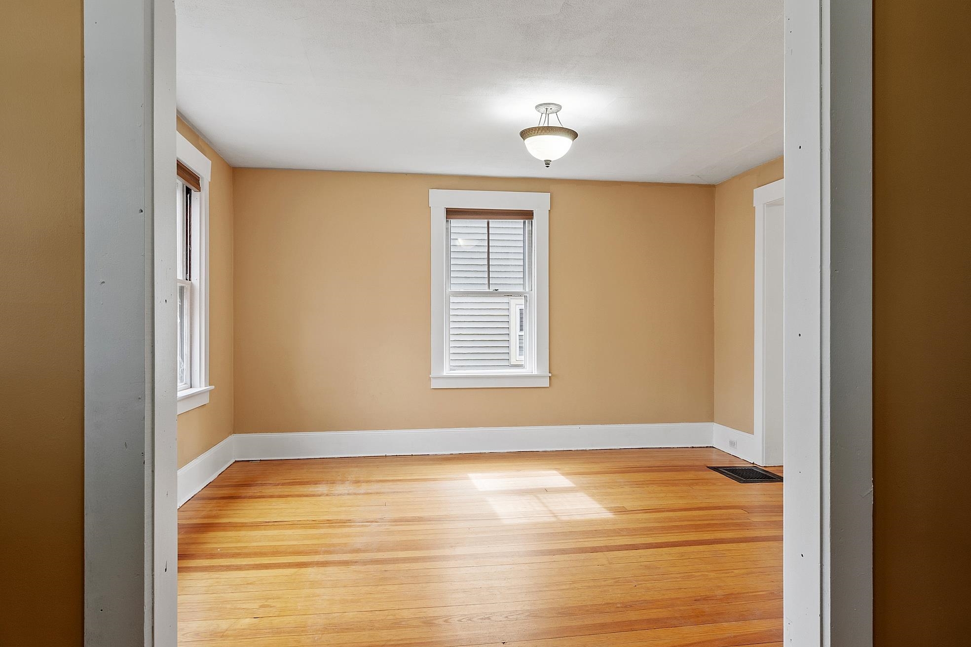 56 Prospect Street Keene, NH 03431 - Photo 4 of 36 Gallery Image 4