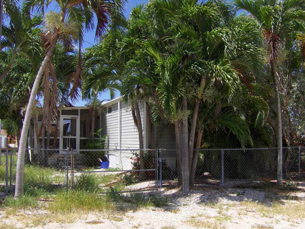 452 Big Pine Road Key Largo, FL 33037 - Photo 10 of 12 Front