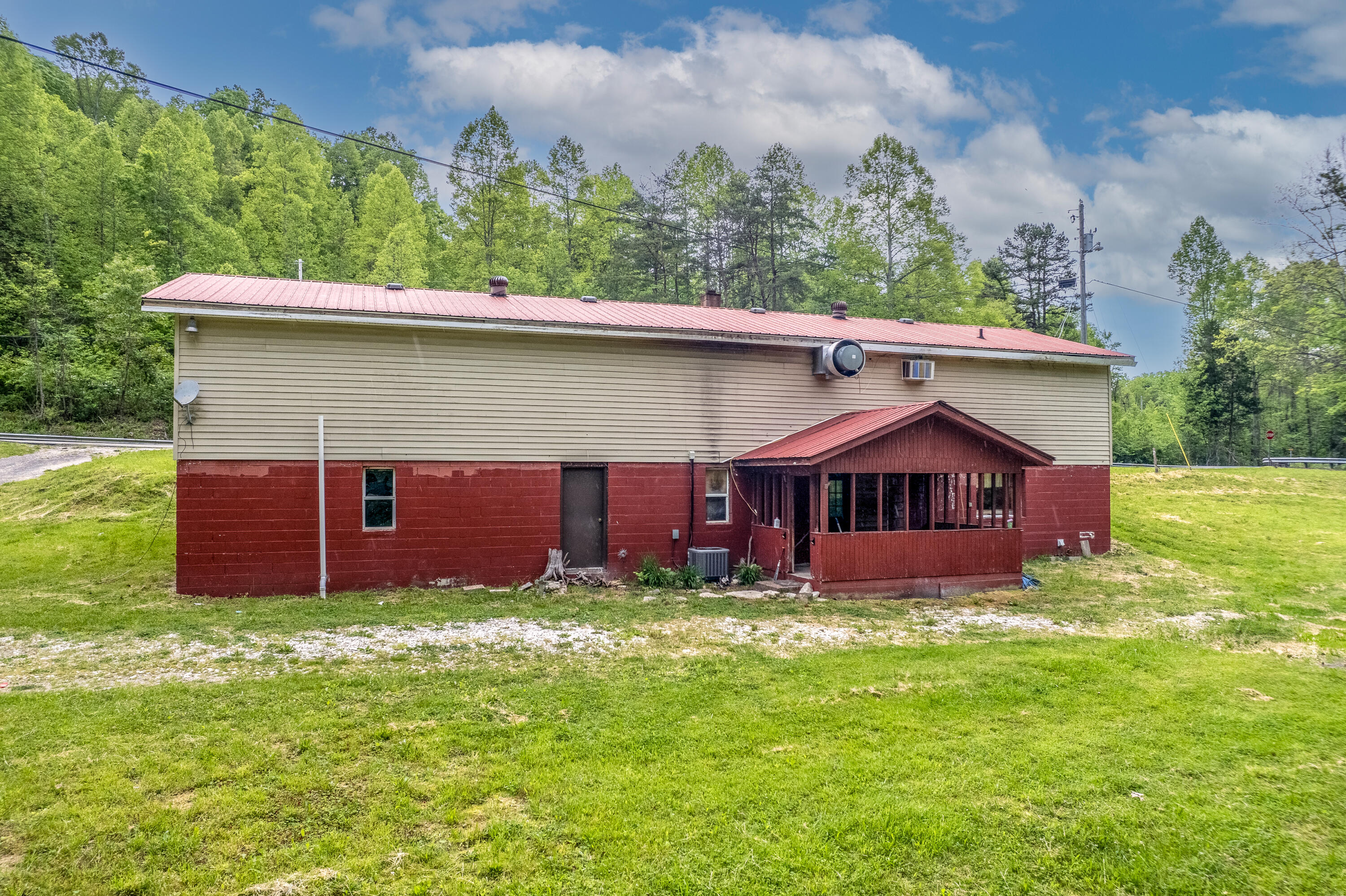 7420 Pretty Ridge Road Morehead, KY 40351 - Photo 40 of 45 DJI_0031-HDR-Edit