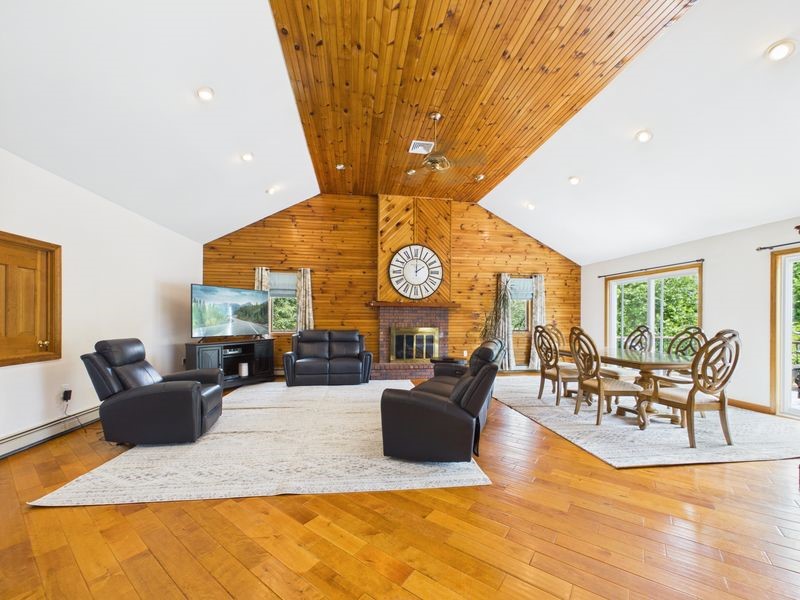 230 Curtis Corner Road South Kingstown, RI 02879 - Photo 4 of 48
