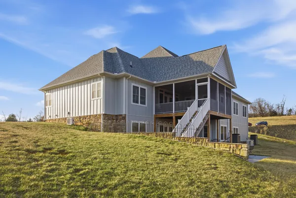 $1,399,000 | 6671 Tanager Lane, Dublin, VA 24084