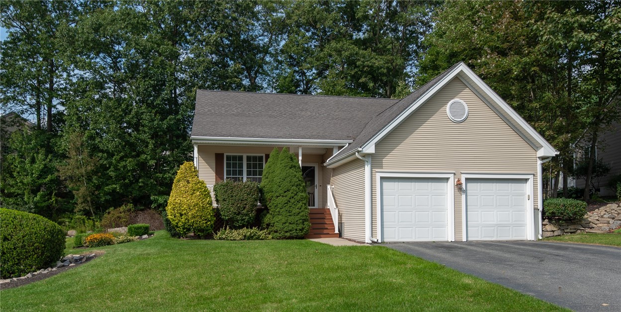 10 Intervale Road Smithfield, RI 02917 - Photo 3 of 31 Gallery Image 3