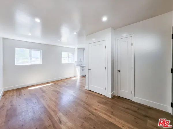 $3,100 | 2917 North Coolidge Avenue, Unit 3, Los Angeles, CA 90039