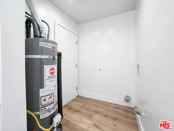 $3,100 | 2917 North Coolidge Avenue, Unit 3, Los Angeles, CA 90039
