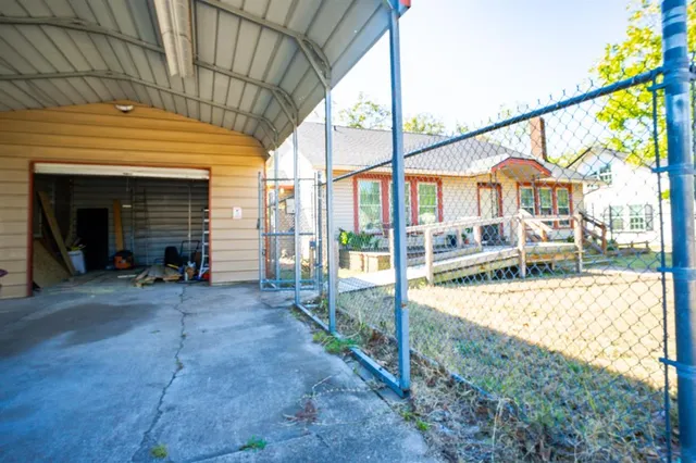 $239,000 | 820 East Palestine Street, Mexia, TX 76667