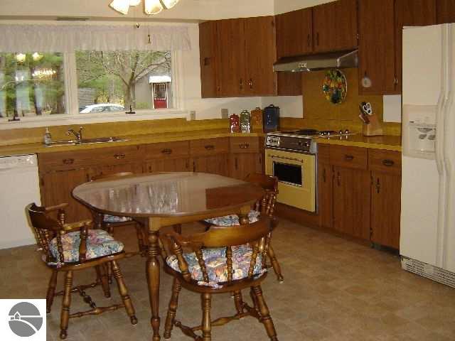 6347 Betsie River Road Interlochen, MI 49643 - Photo 8 of 15 1711364-7.JPG