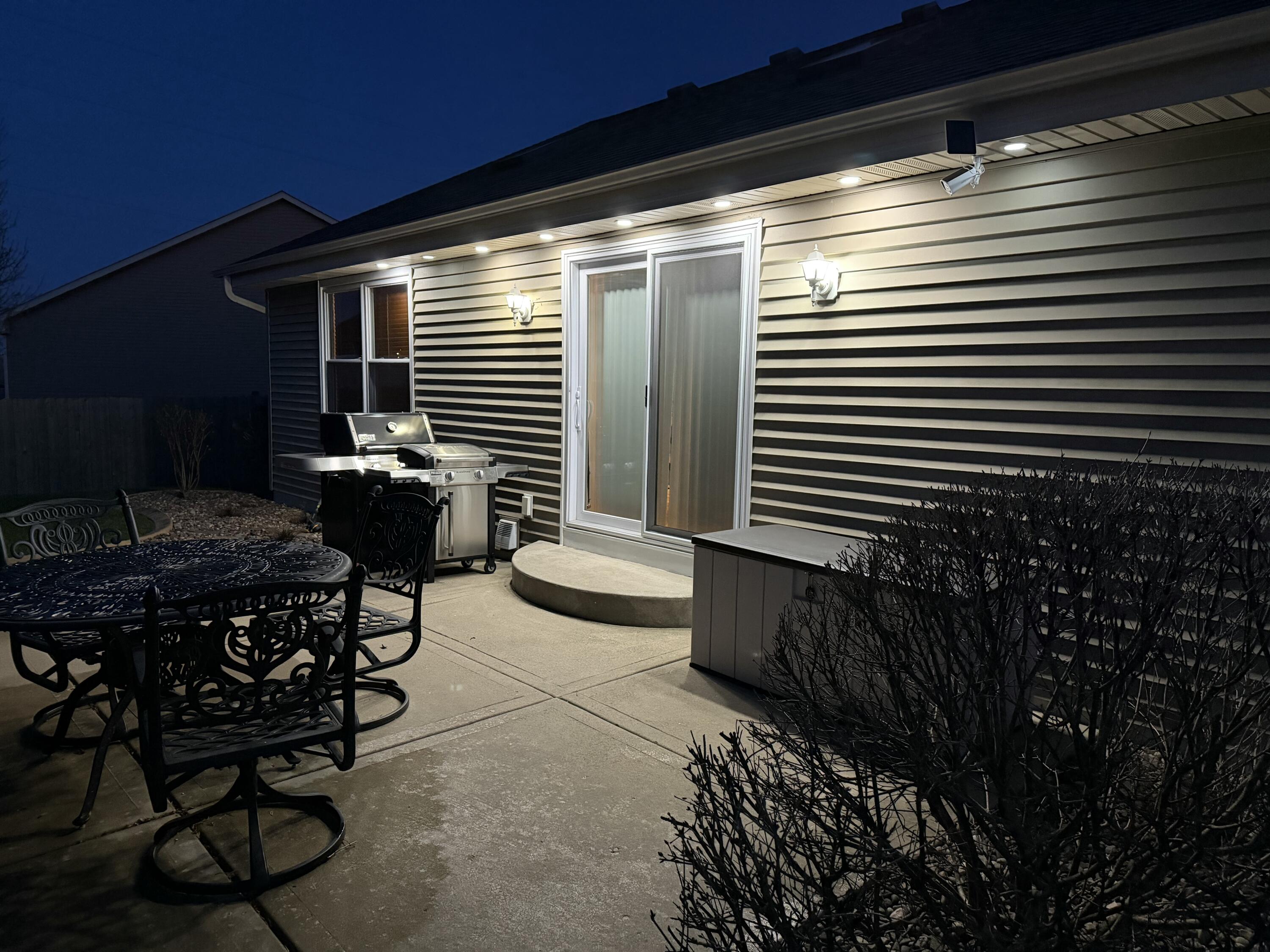 8316 Ivanhoe Place Sturtevant, WI 53177 - Photo 40 of 41 Outside Lighting